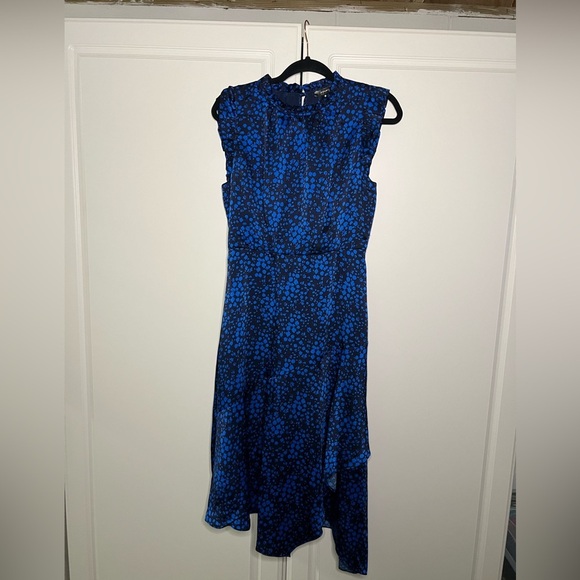 AQUA Flutter Sleeve Asymmetrical Dress - Picture 3 of 13